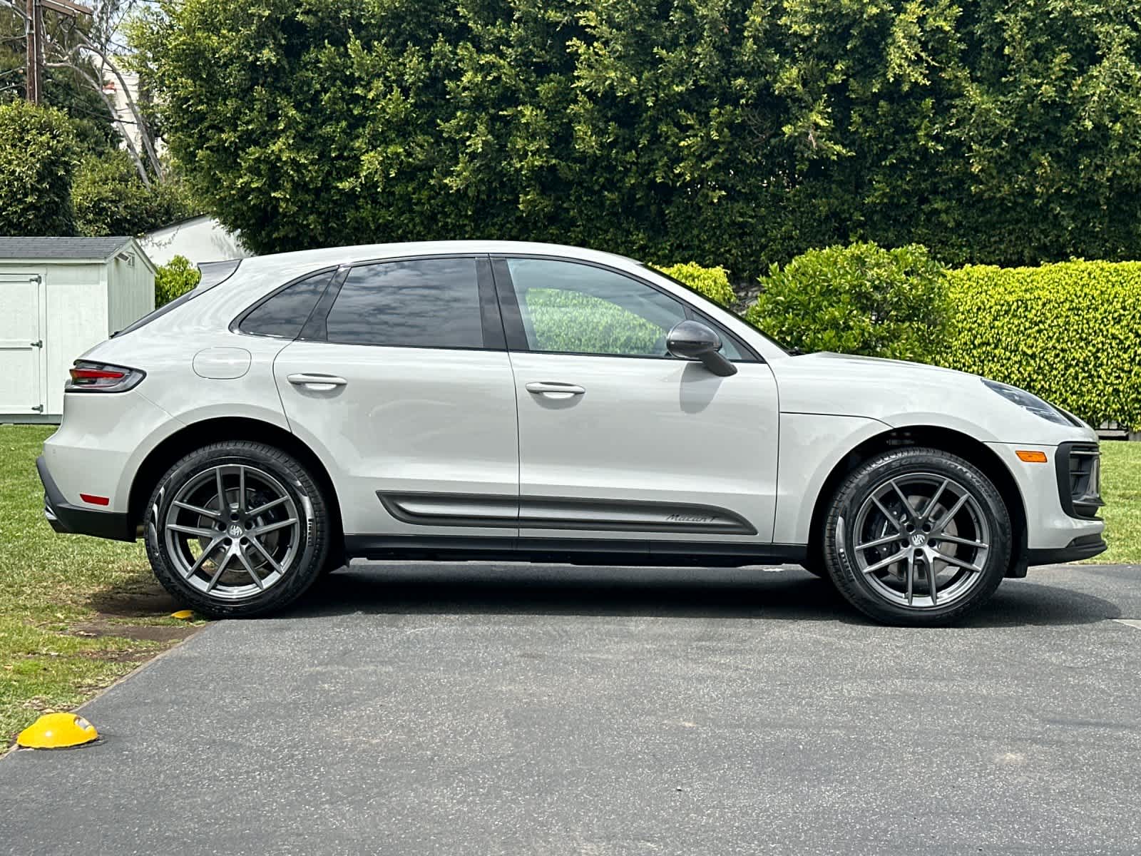 2026 Porsche Macan T
