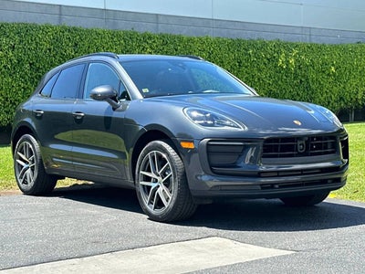 2026 Porsche Macan Base