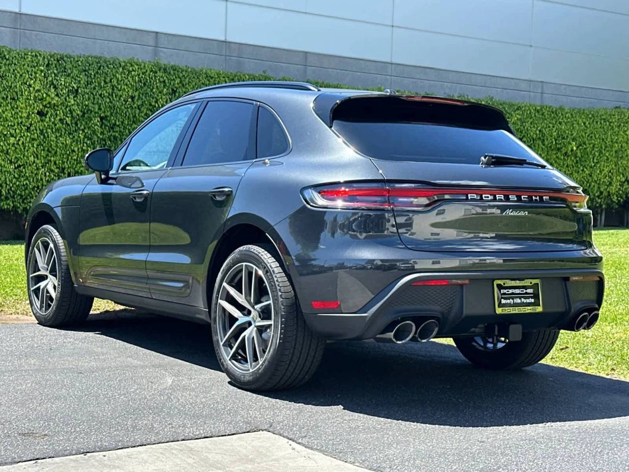 2026 Porsche Macan Base