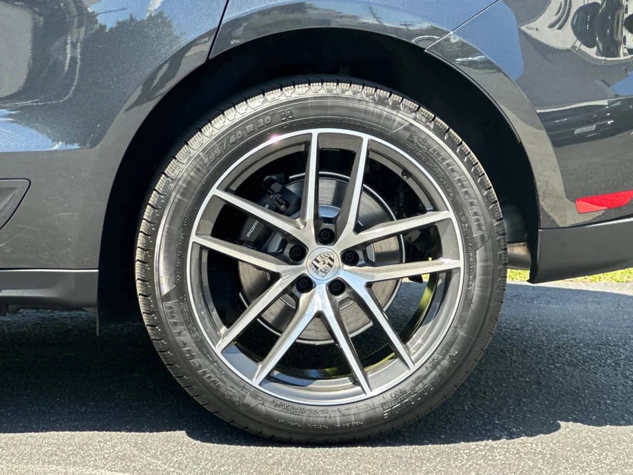 2026 Porsche Macan Base