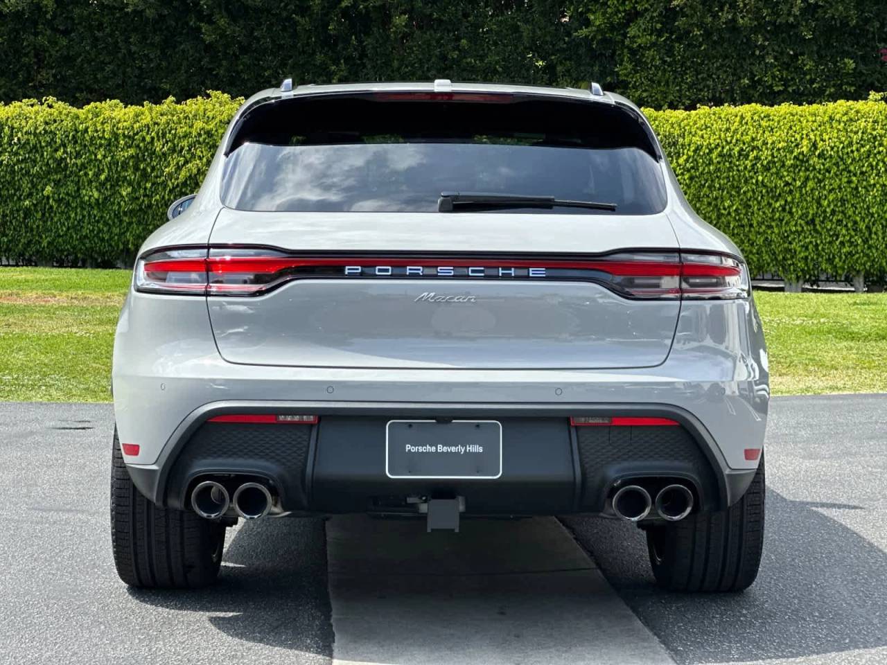 2026 Porsche Macan Base