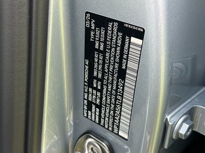 2026 Porsche Macan Base