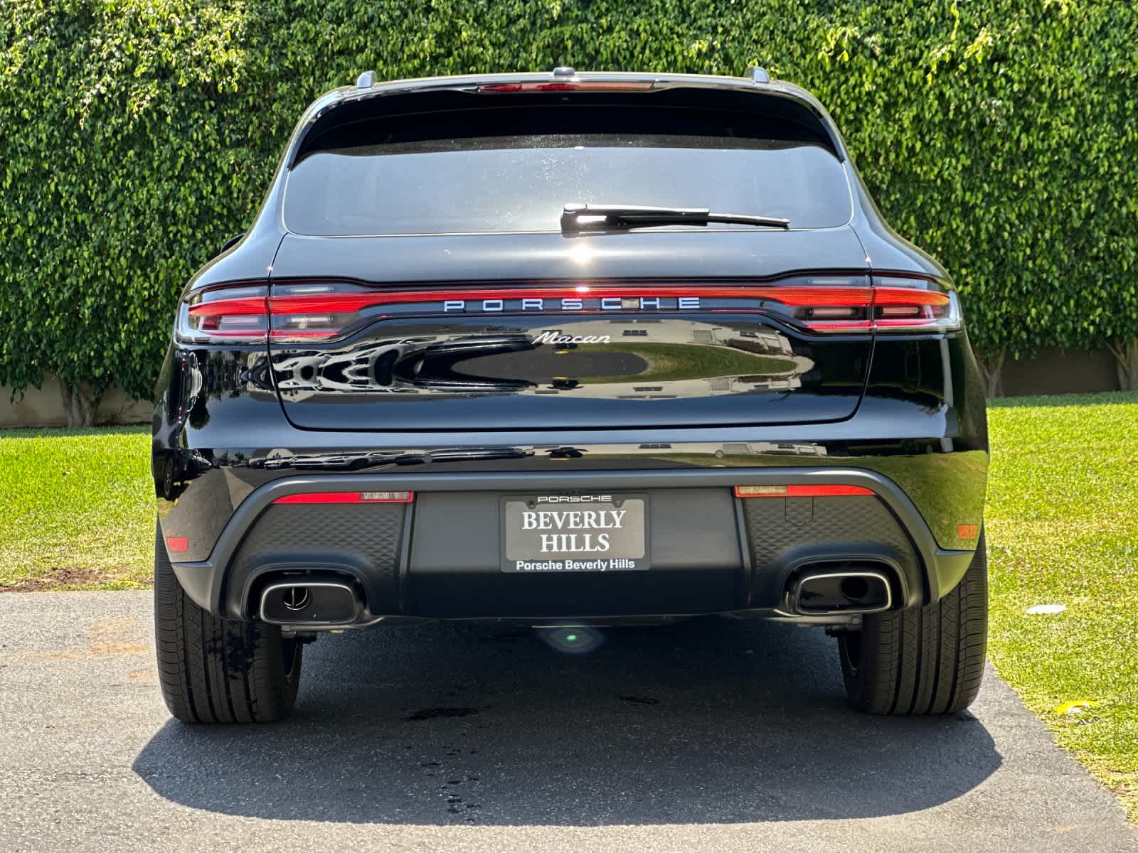 2026 Porsche Macan Macan