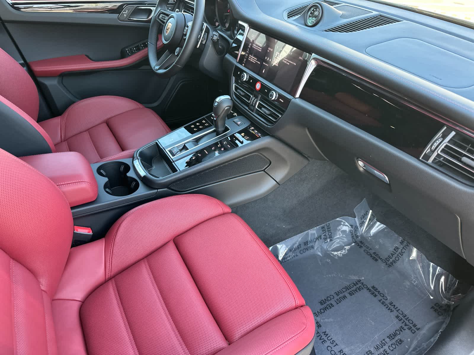 2026 Porsche Macan Macan T