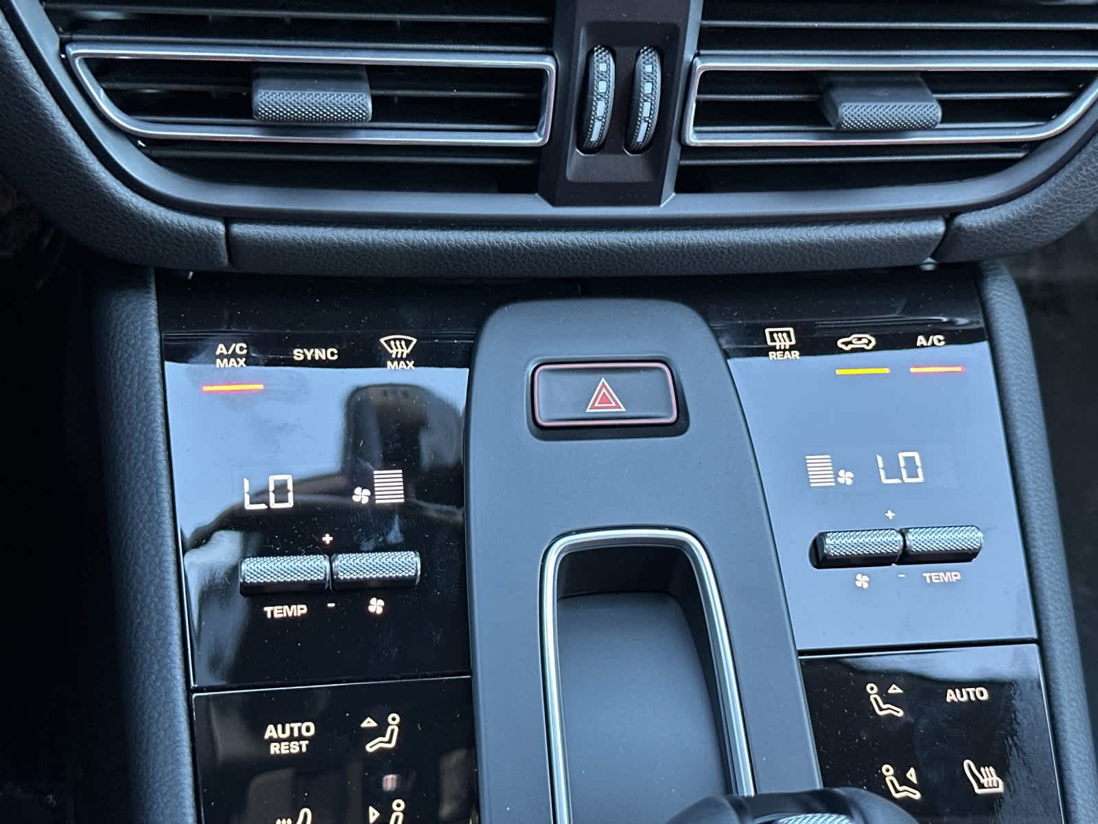 2026 Porsche Macan Macan T