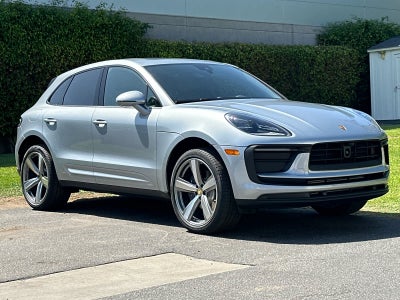 2026 Porsche Macan Macan