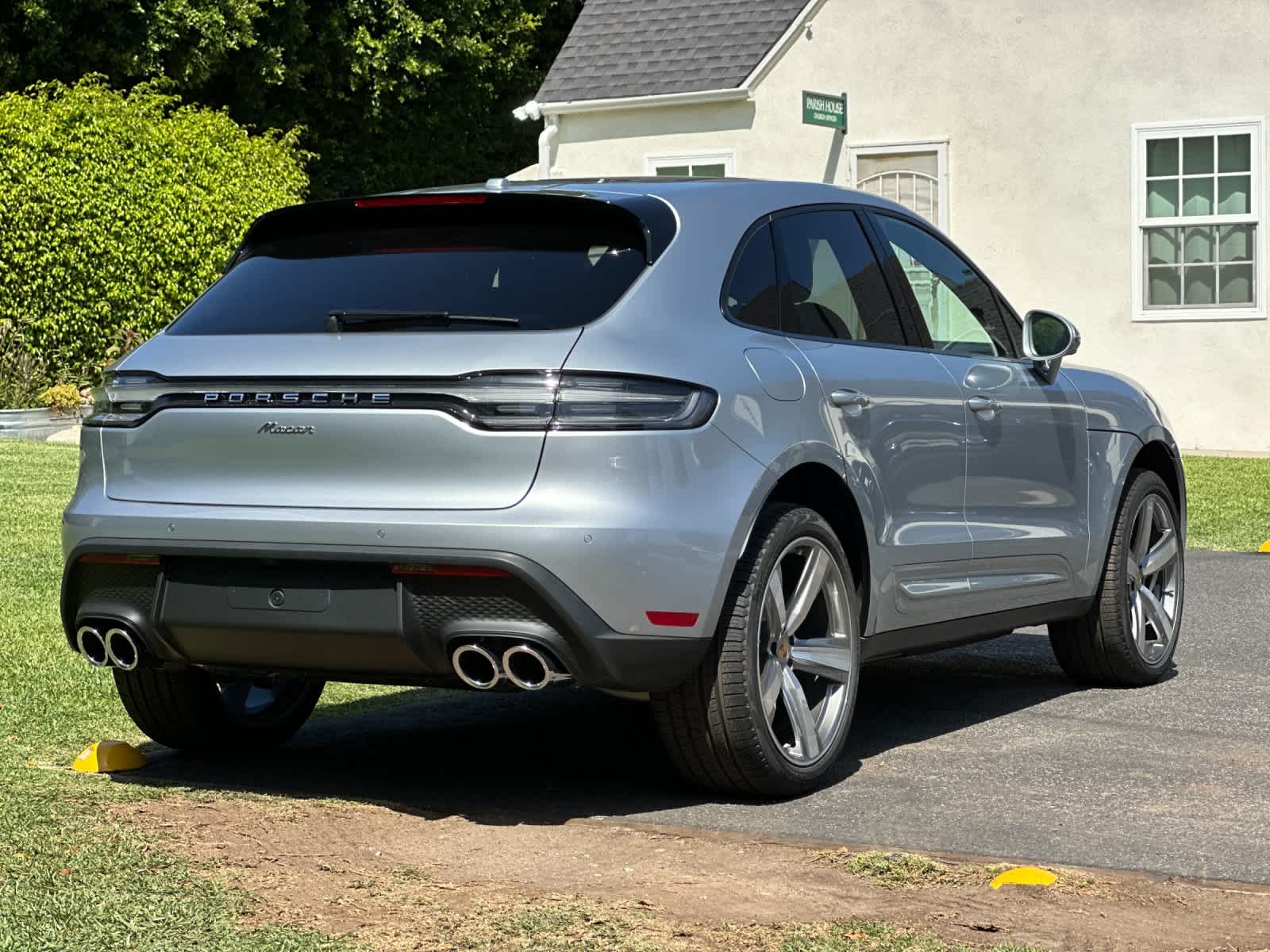 2026 Porsche Macan Macan