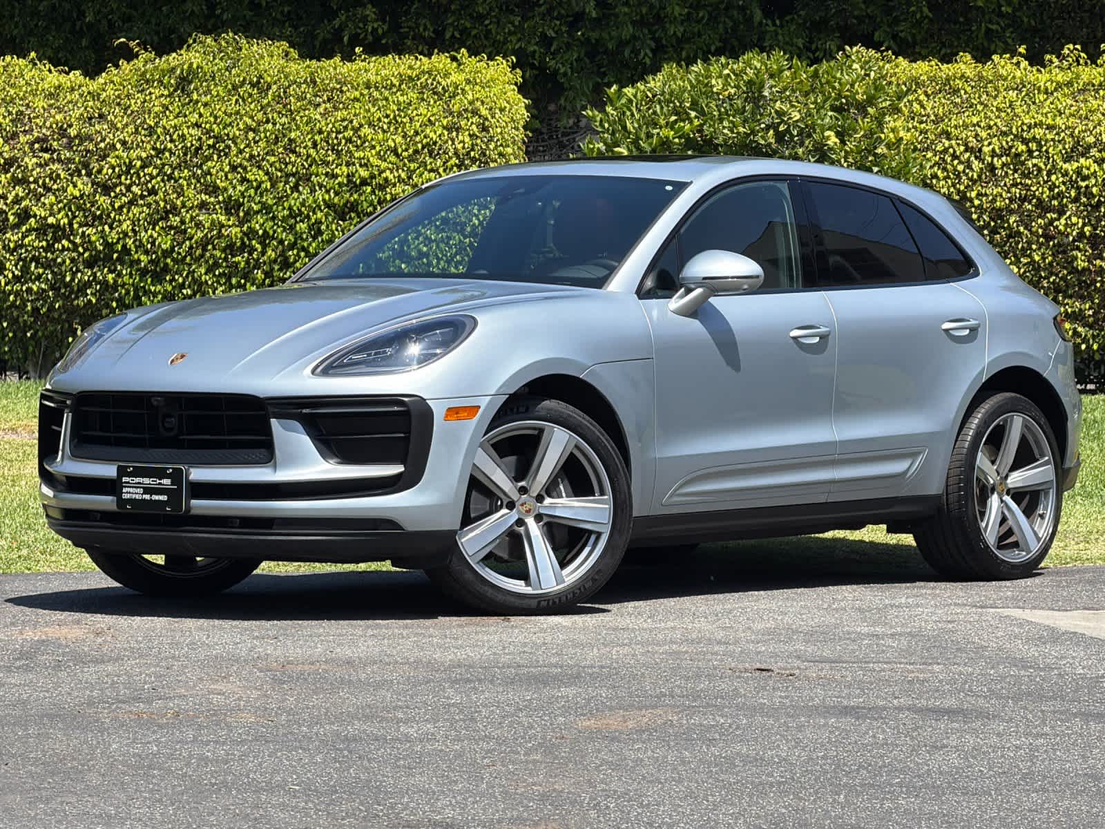 2024 Porsche Macan Macan (MY24)