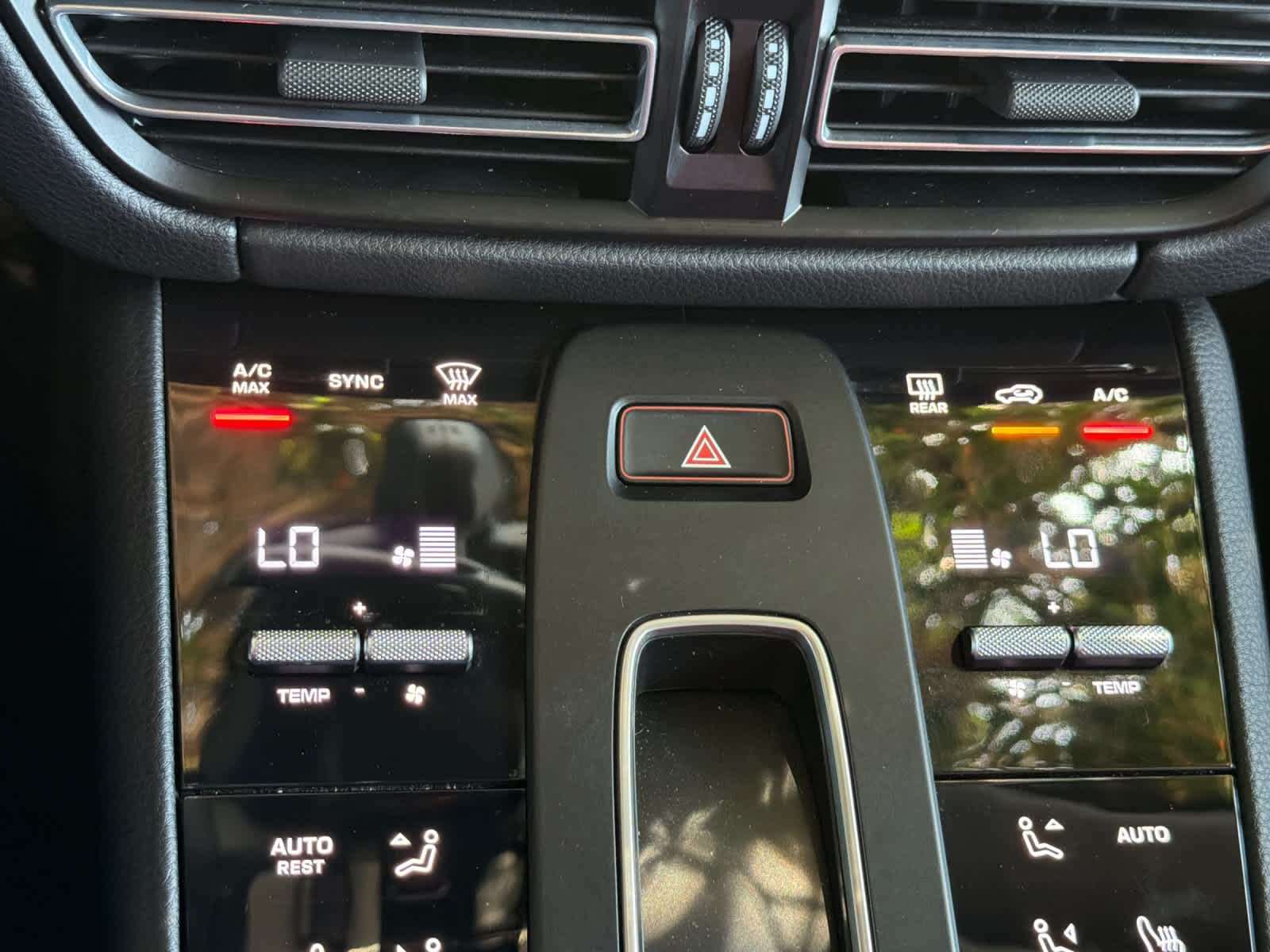 2024 Porsche Macan Macan (MY24)