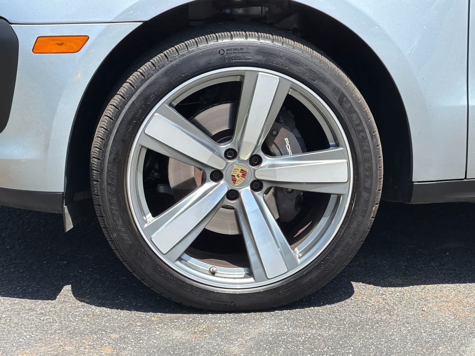 2024 Porsche Macan Macan (MY24)