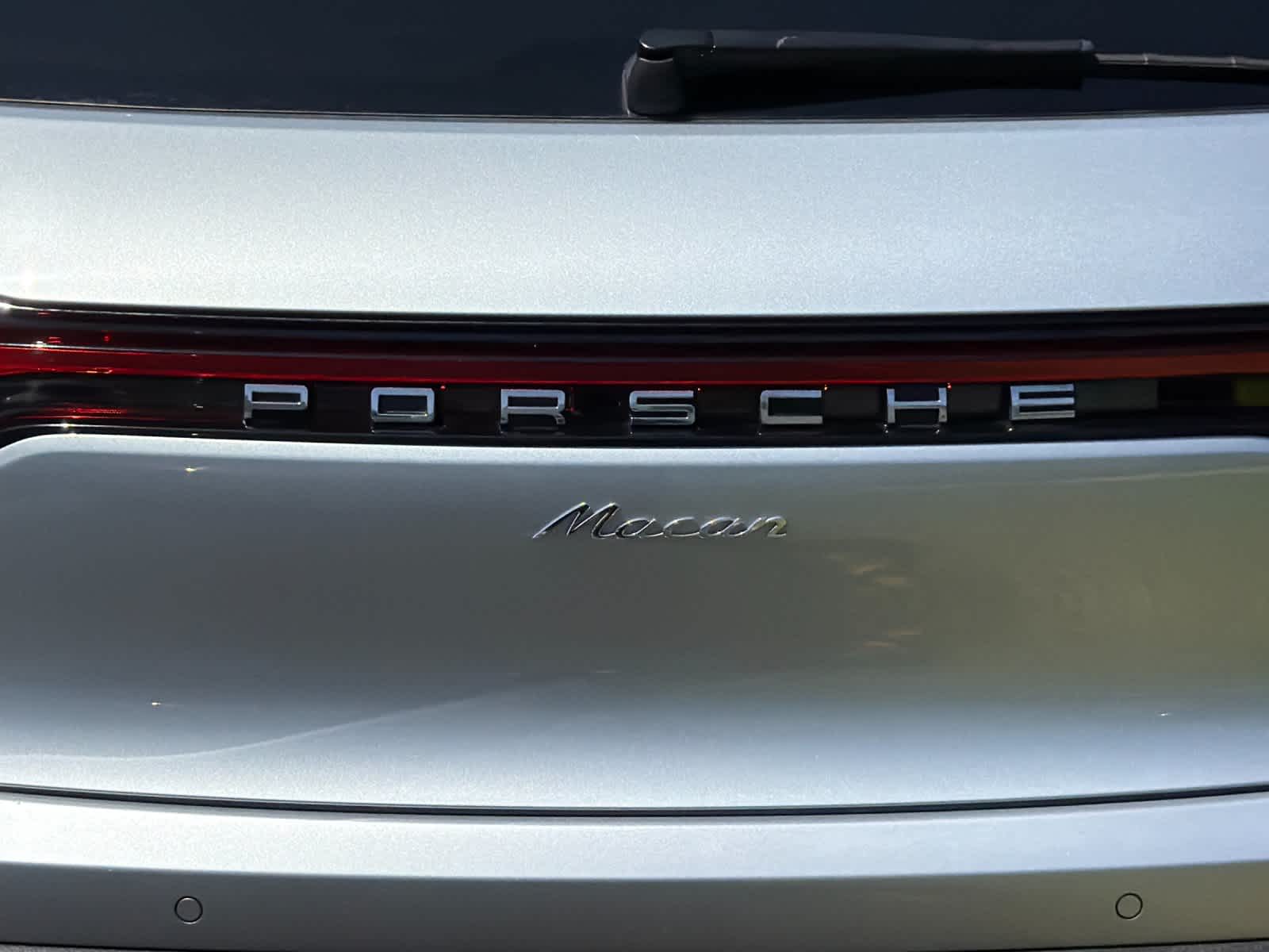 2024 Porsche Macan Macan (MY24)