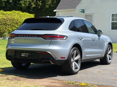 2024 Porsche Macan Macan (MY24)