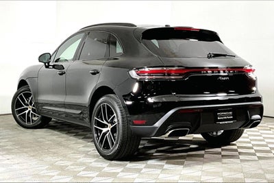 2025 Porsche Macan AWD