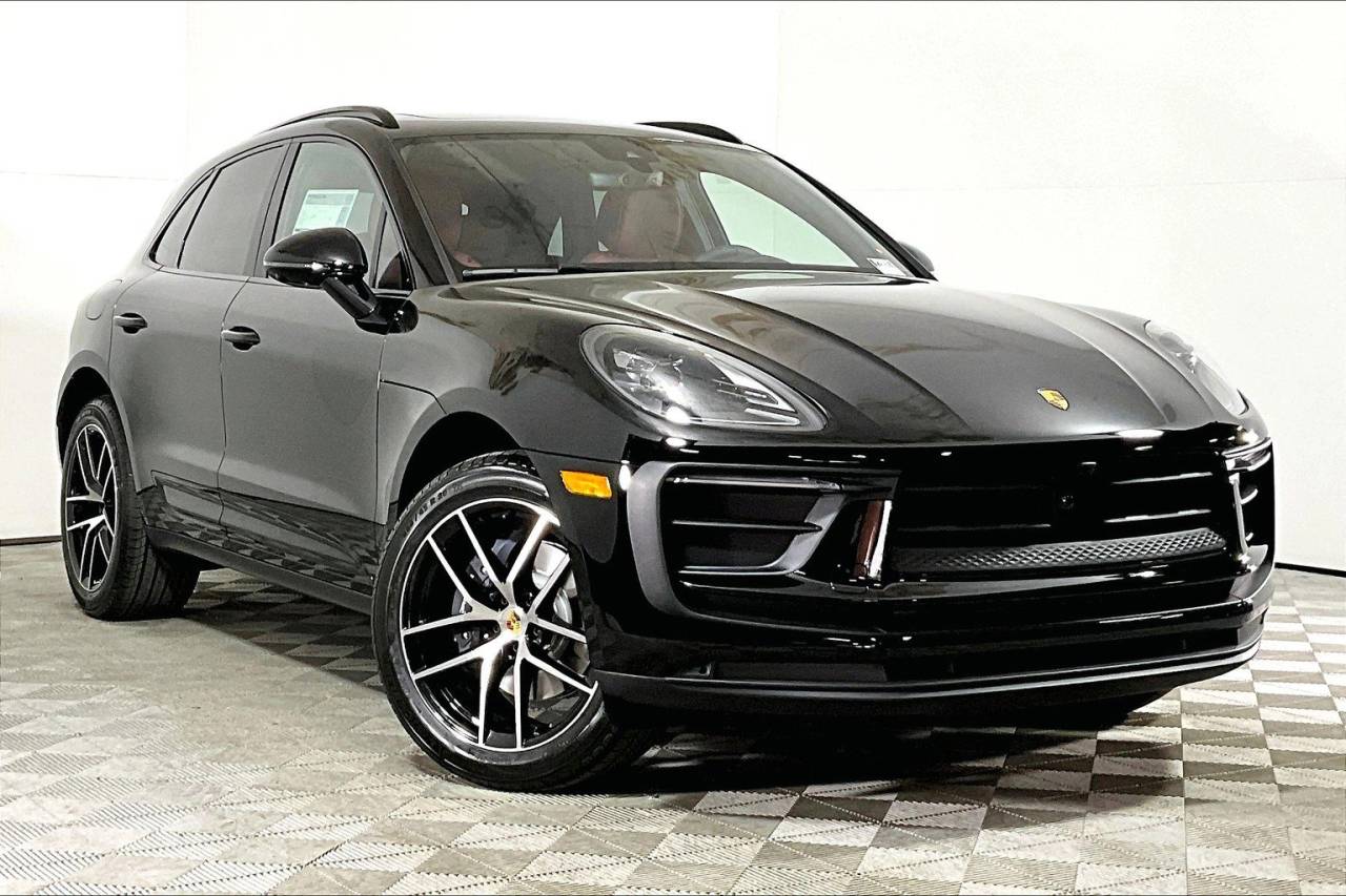 2025 Porsche Macan AWD