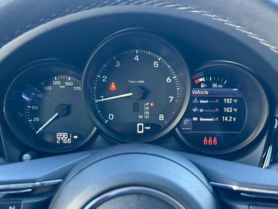 2025 Porsche Macan Base