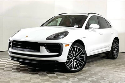 2025 Porsche Macan AWD