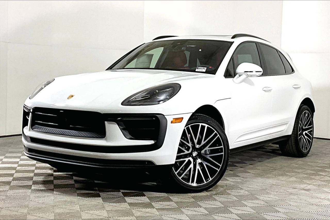 2025 Porsche Macan AWD
