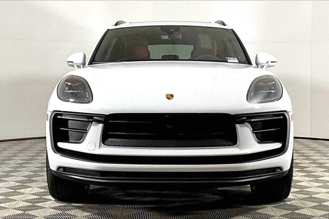 2025 Porsche Macan AWD