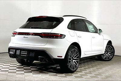 2025 Porsche Macan AWD
