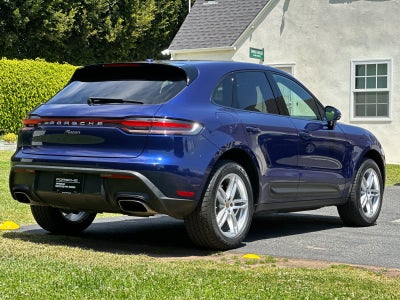 2025 Porsche Macan Base