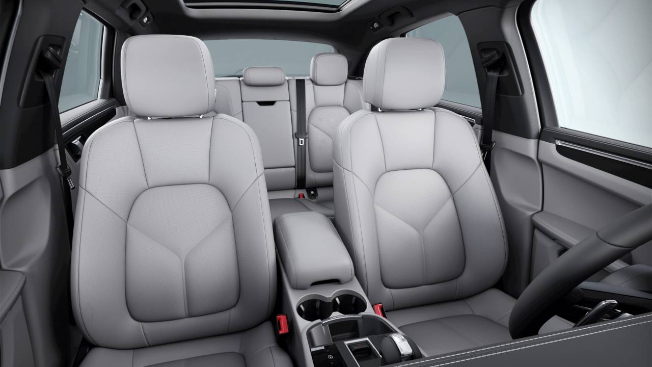 2025 Porsche Macan Base