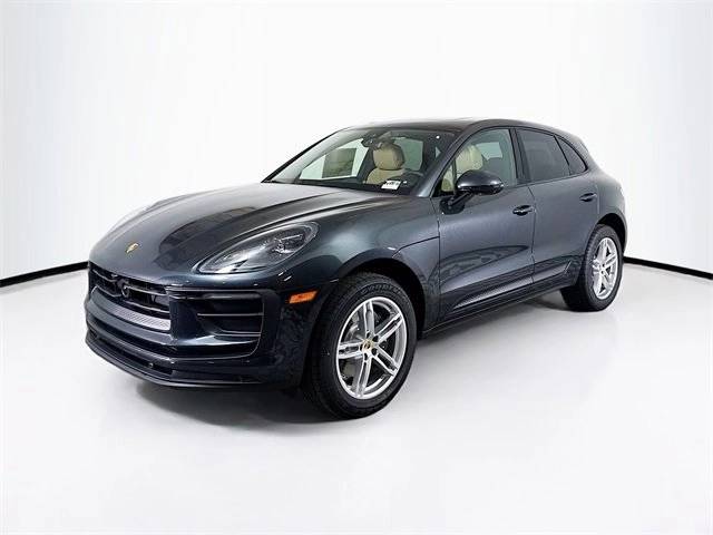 2025 Porsche Macan Base