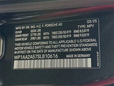 2025 Porsche Macan Base