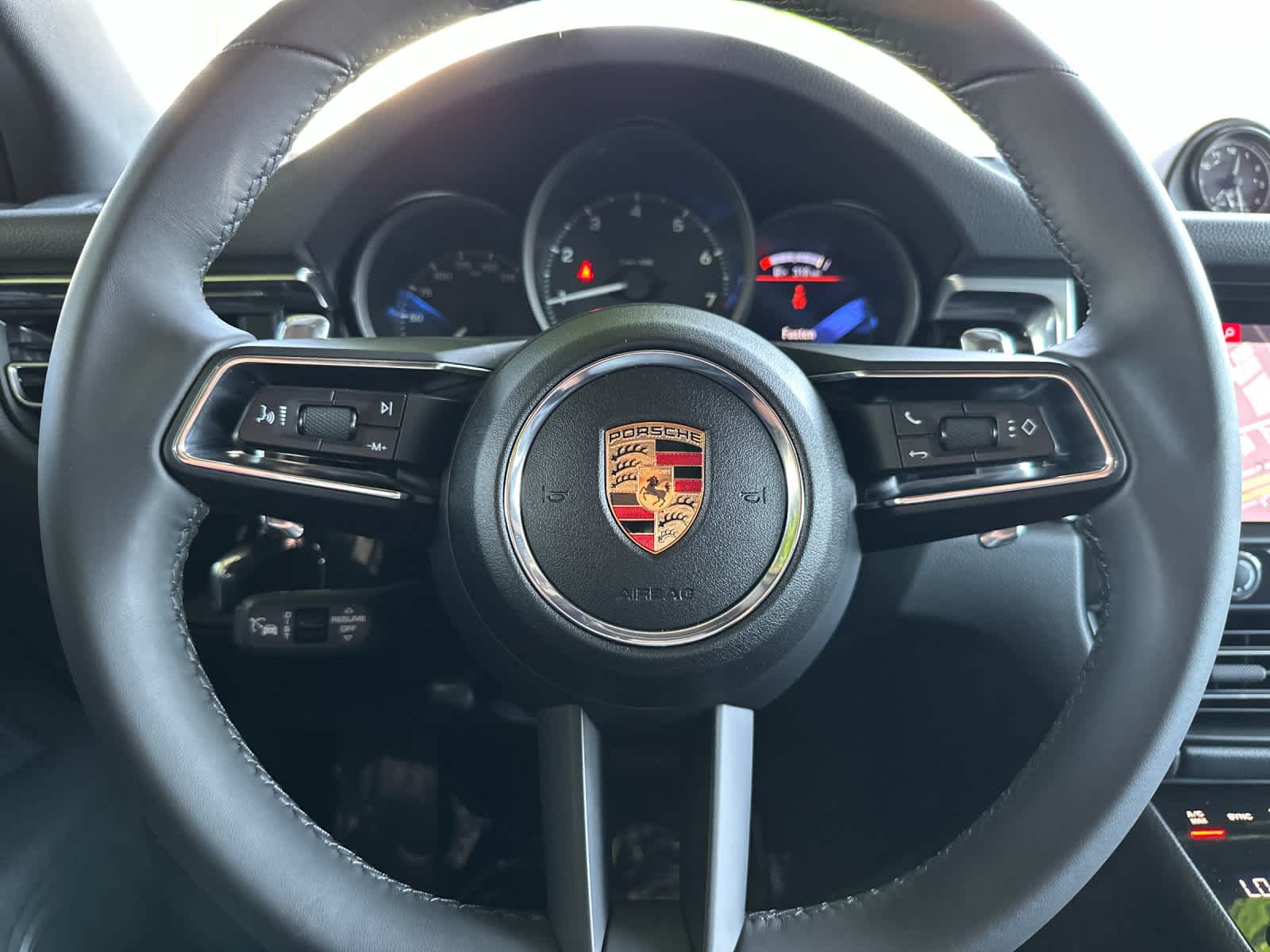 2025 Porsche Macan Macan
