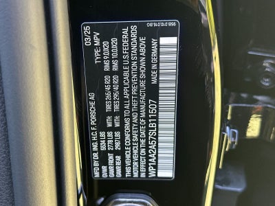 2025 Porsche Macan Macan