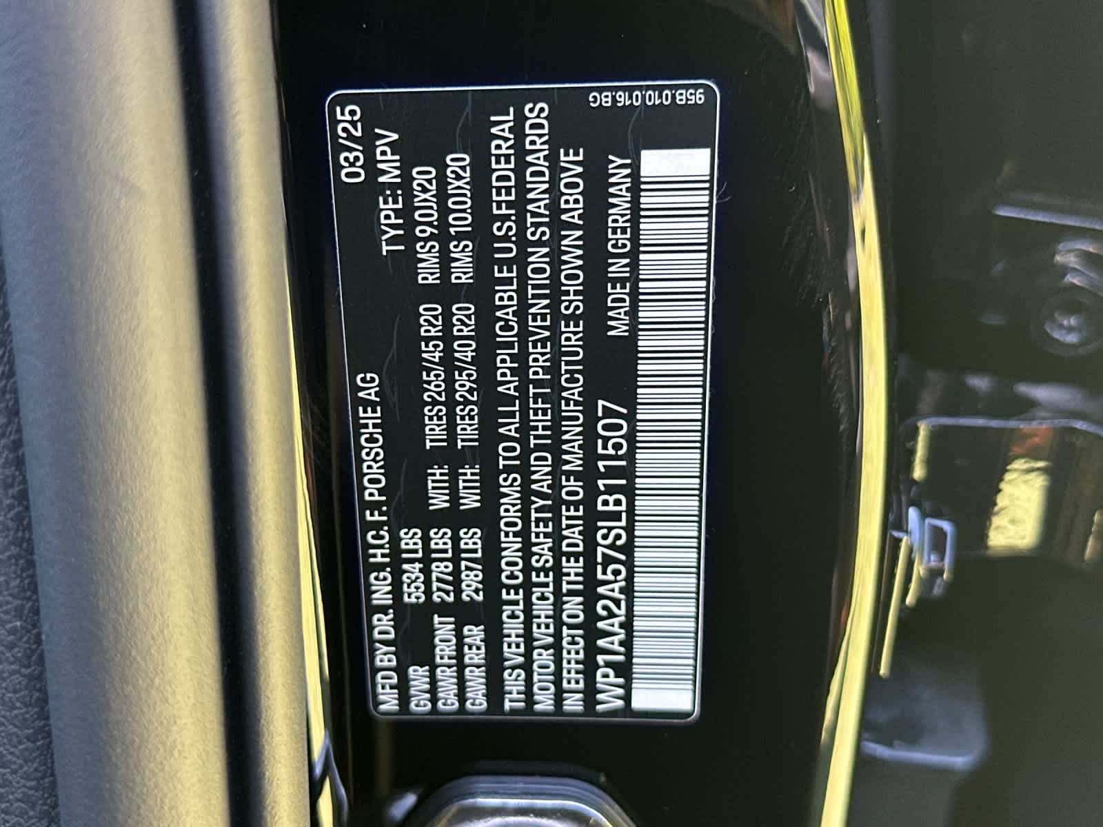 2025 Porsche Macan Macan