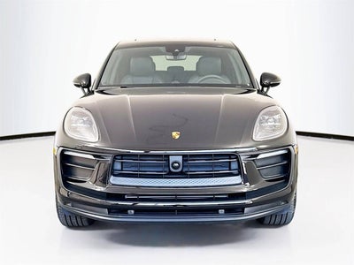 2025 Porsche Macan Macan