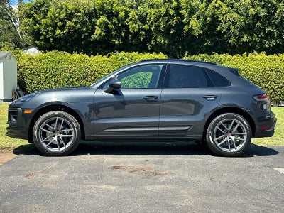 2025 Porsche Macan Macan
