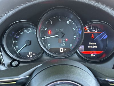 2025 Porsche Macan Macan