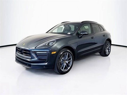 2025 Porsche Macan Base