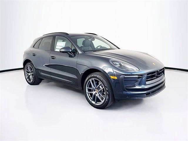 2025 Porsche Macan Base