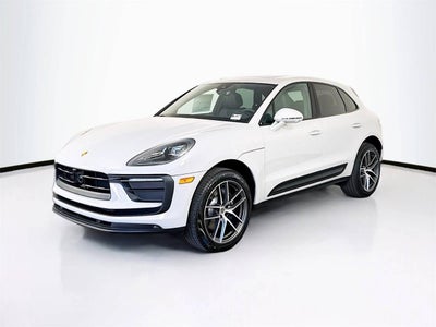 2025 Porsche Macan Macan