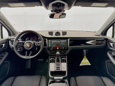 2025 Porsche Macan Macan