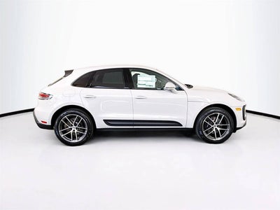 2025 Porsche Macan Macan