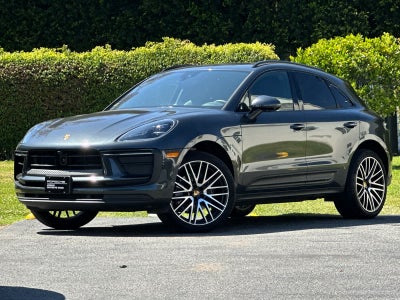2026 Porsche Macan Macan
