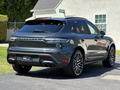 2026 Porsche Macan Macan