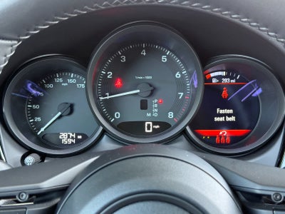 2026 Porsche Macan Macan