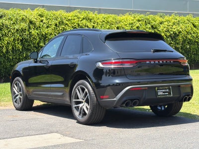 2026 Porsche Macan Macan