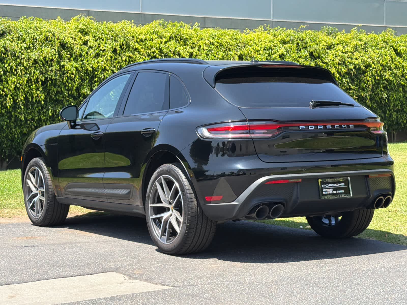 2026 Porsche Macan Macan