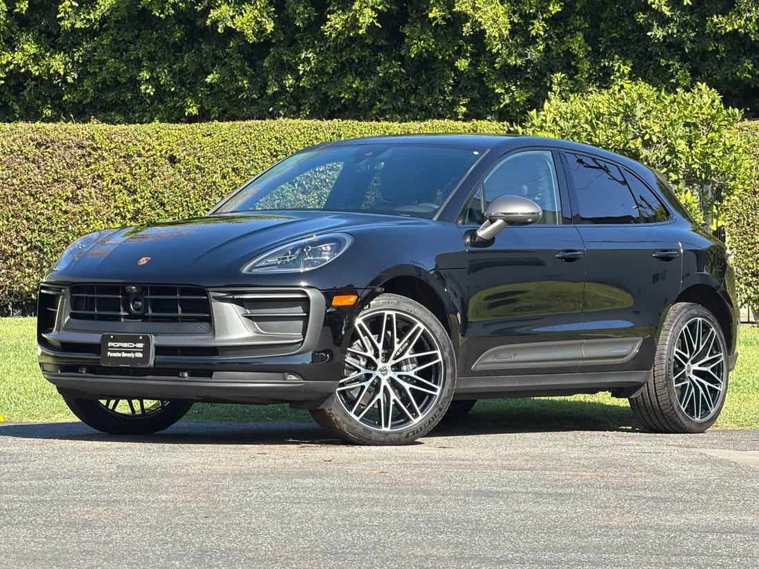 2026 Porsche Macan T