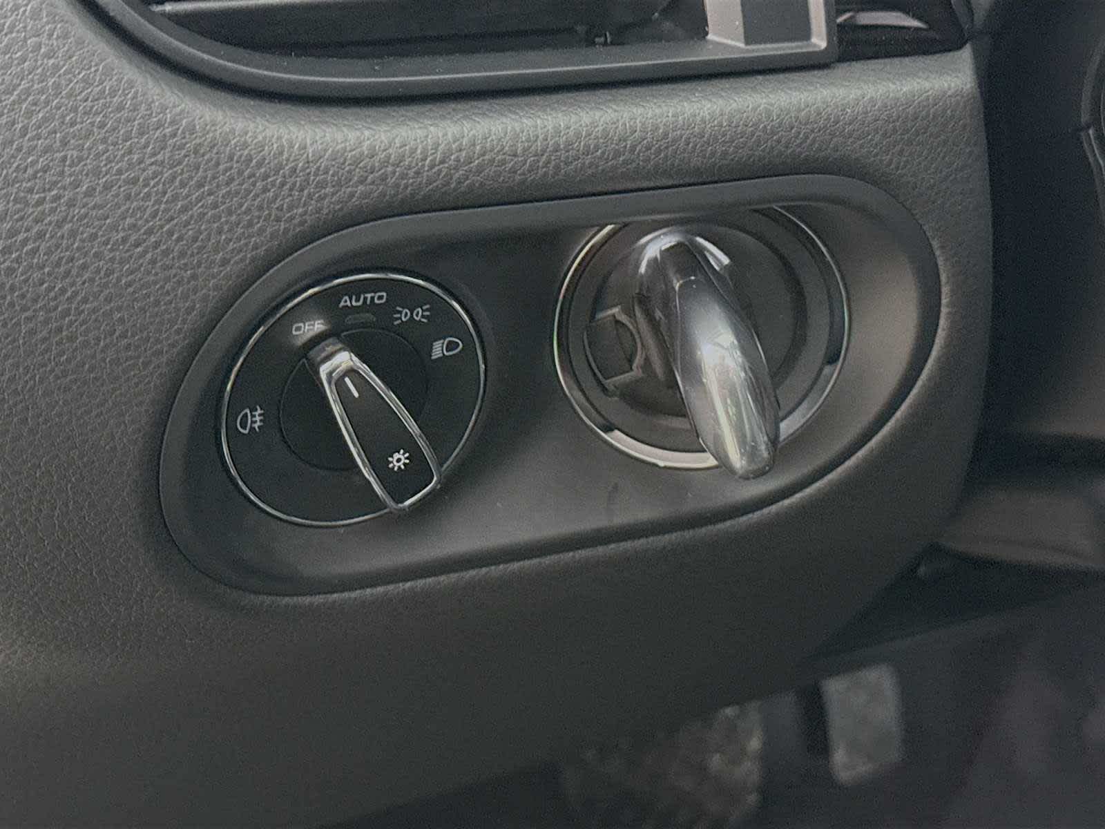 2026 Porsche Macan T