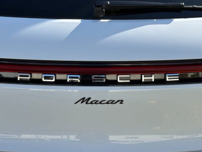 2026 Porsche Macan Macan