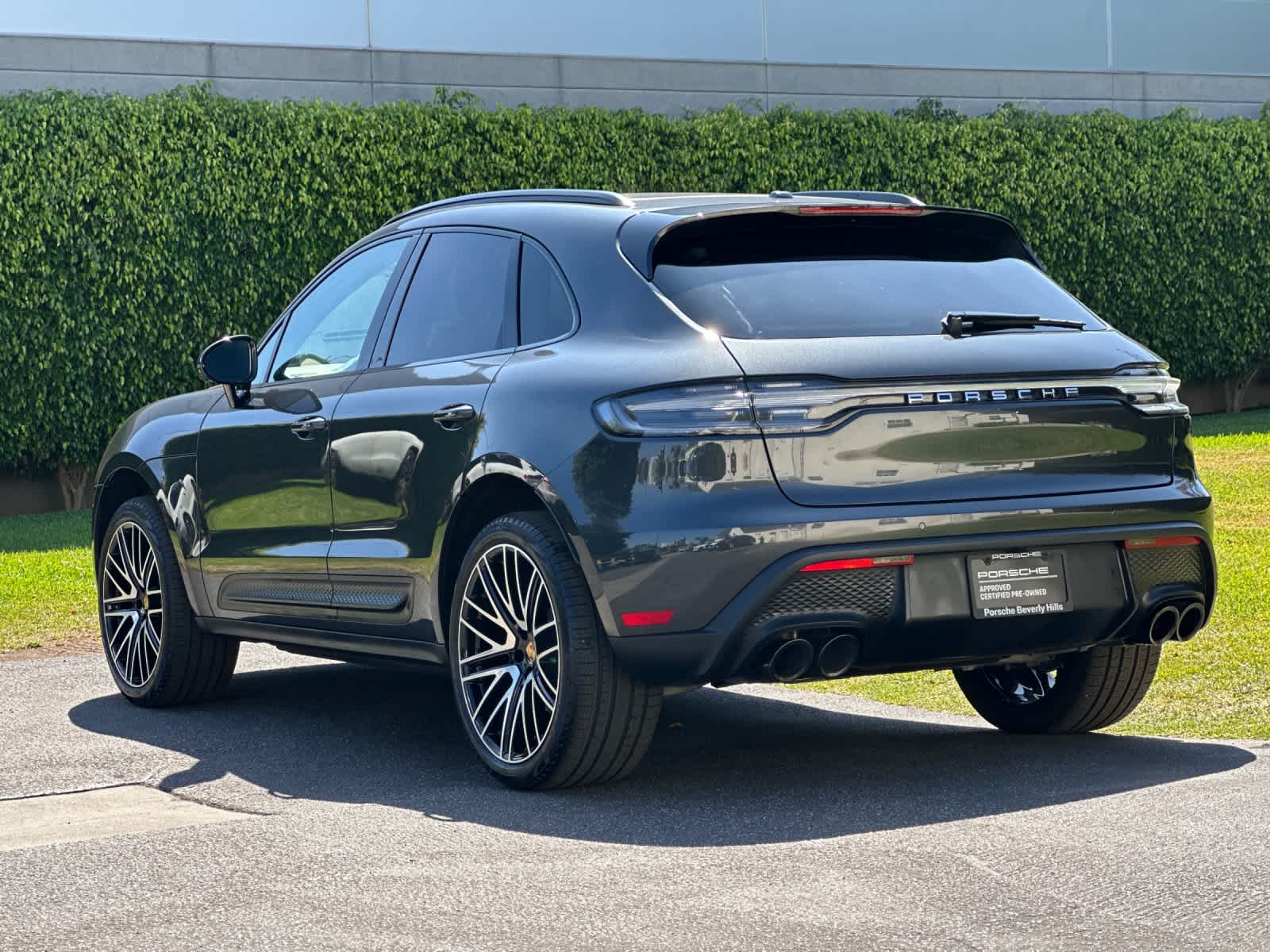 2026 Porsche Macan Macan