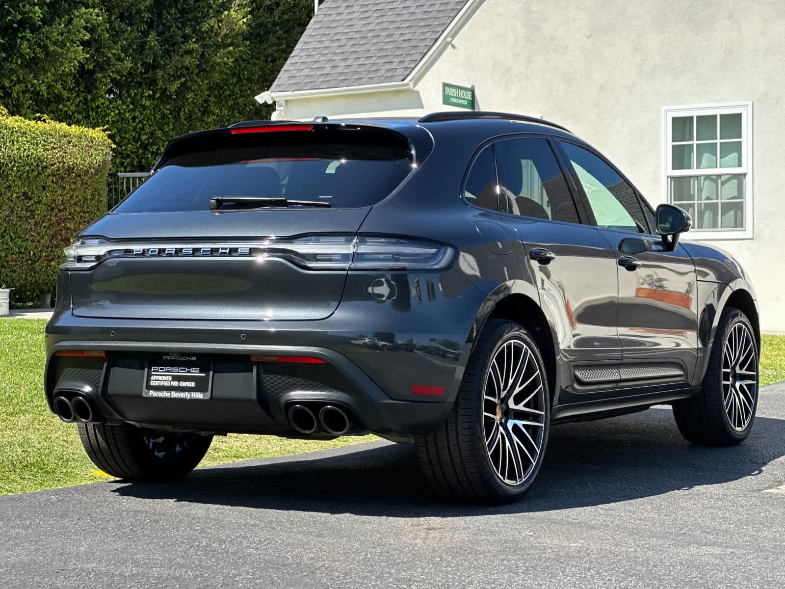 2026 Porsche Macan Macan