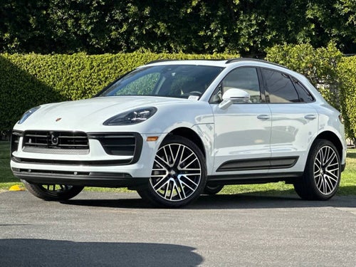 2026 Porsche Macan AWD