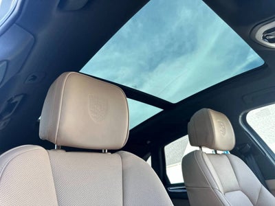 2026 Porsche Macan AWD